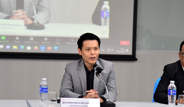 พบผู้แทนนิสิตในระดับปริญญาตรีทุกชั้นปี ทุกสาขาวิชา/วิชาเอก