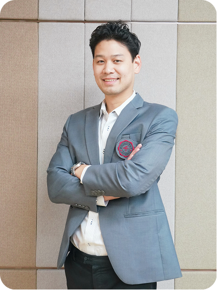 Dr. Poompak Kusawat
